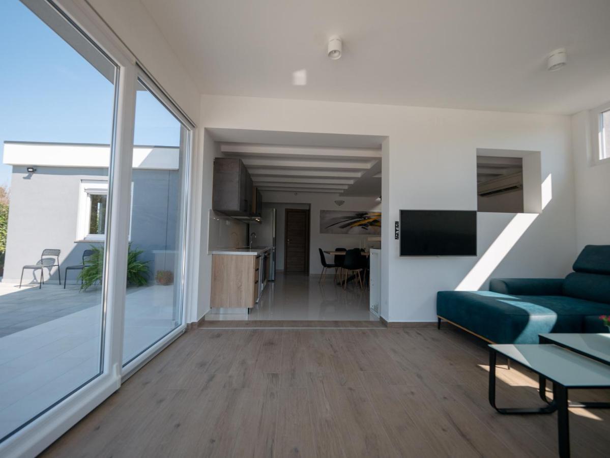 Villa Vinky Pula Eksteriør billede